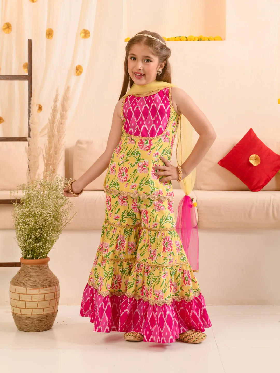 Girls Floral Printed Regular Pure Cotton Kurta With Sharara Dupatta - Ps Peaches