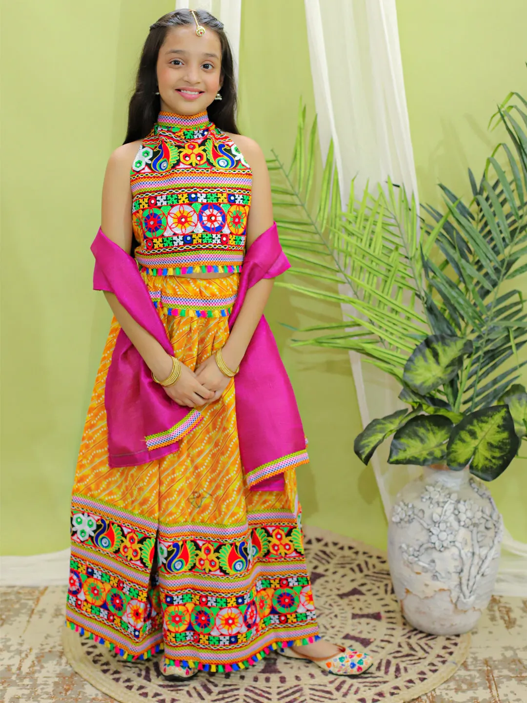 Girl's Silk Yellow Lehenga Sets - Bownbee