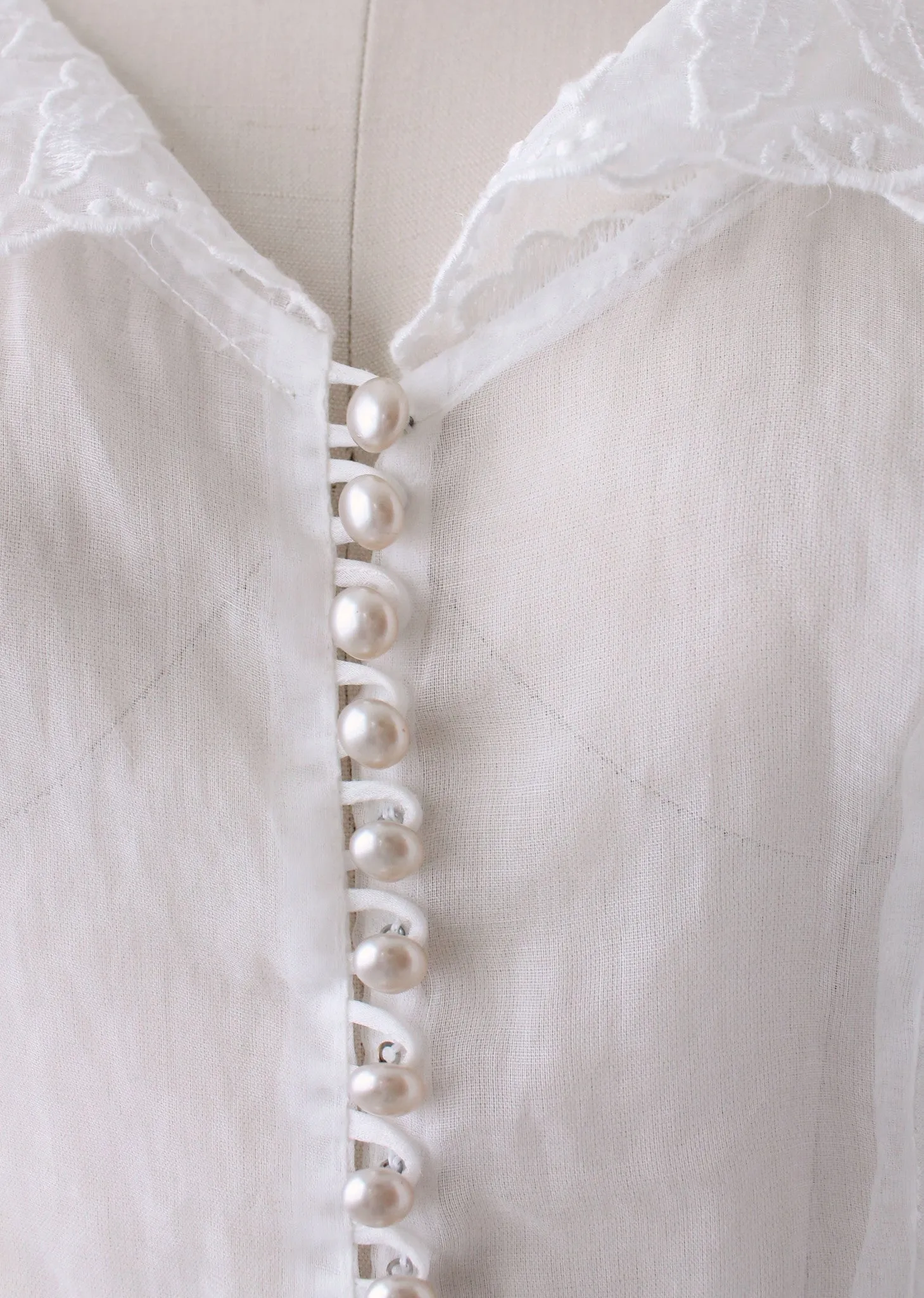 Vintage 1940s Embroidered Organdy Blouse