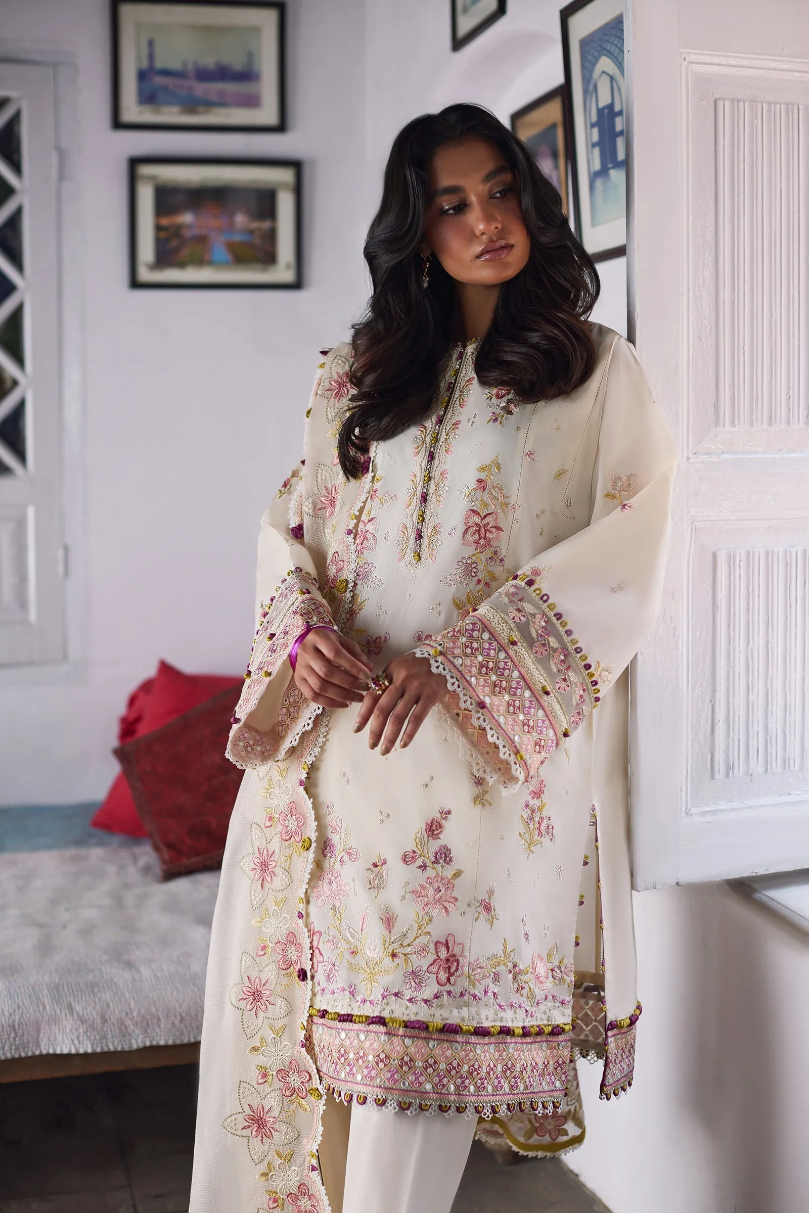 Zaha Festive Eid Lawn – ELA (ZF24-05)